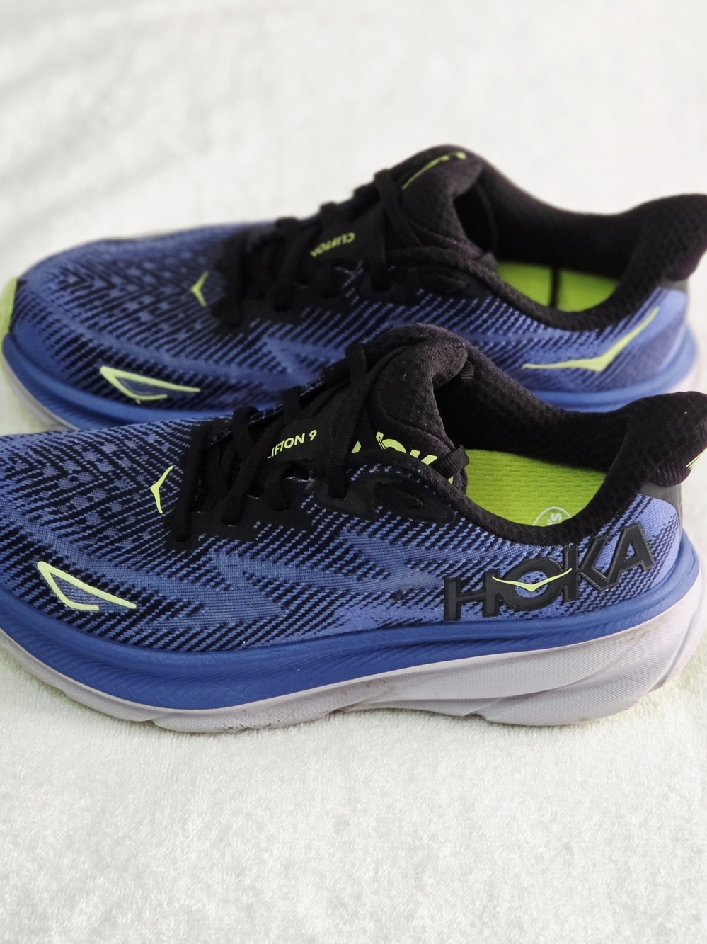 HOKA Men's Clifton 9 Running Shoes - Blue/Black
